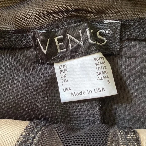 Venus Black Long Sleeve Mini Short Dress size S

Length 36” - Picture 4 of 6